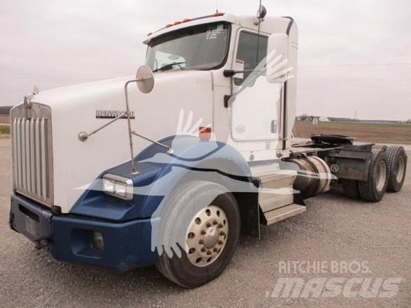 Kenworth T800 Naudoti vilkikai