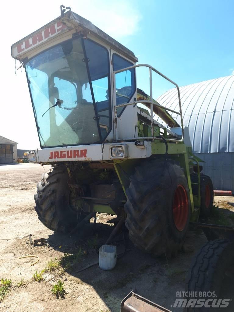 CLAAS Jaguar 690 SL Pašarų ruošimo technika