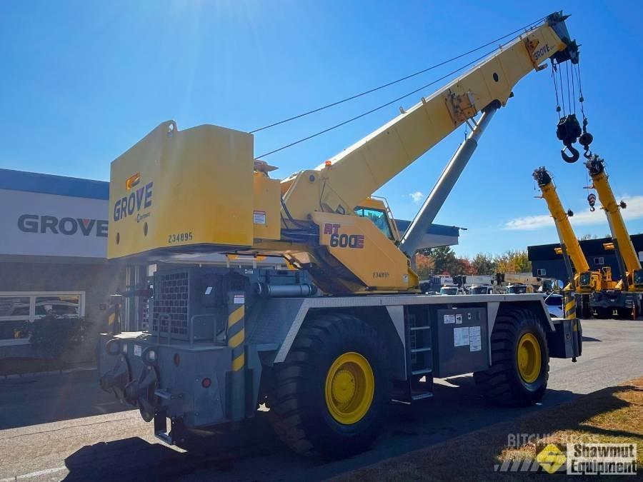 Grove RT 650 E Neapdoroto reljefo kranai