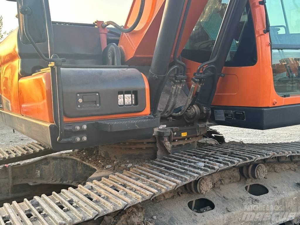 Doosan DX220LC-9 Vikšriniai ekskavatoriai