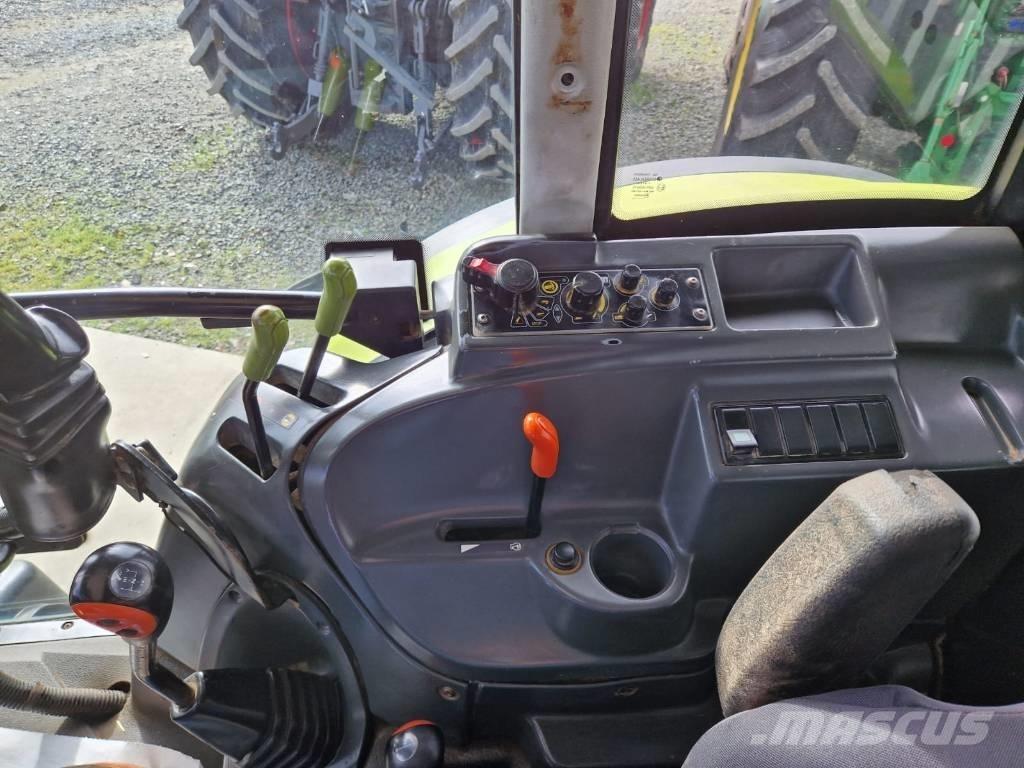 CLAAS Axos 320 CX Traktoriai