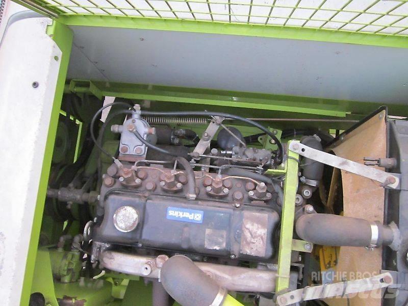 CLAAS Dominator 38 Derliaus nuėmimo kombainai