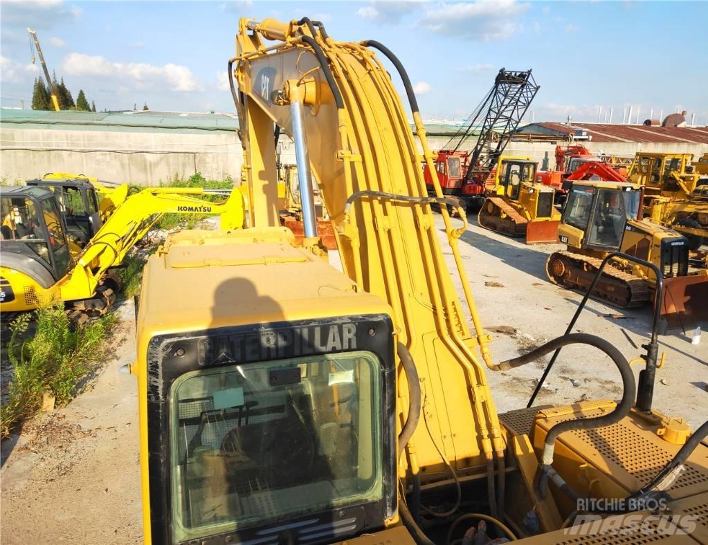 CAT 325B Vikšriniai ekskavatoriai