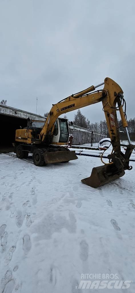 Liebherr A 900 C Ratiniai ekskavatoriai