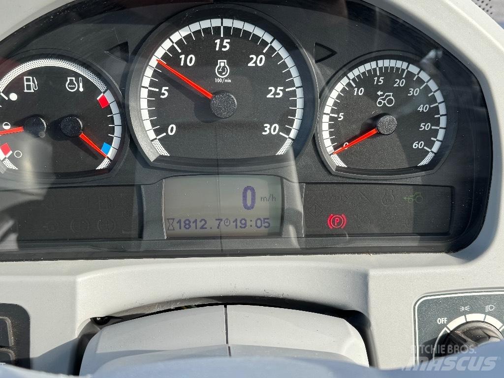 Valtra N 124 Traktoriai