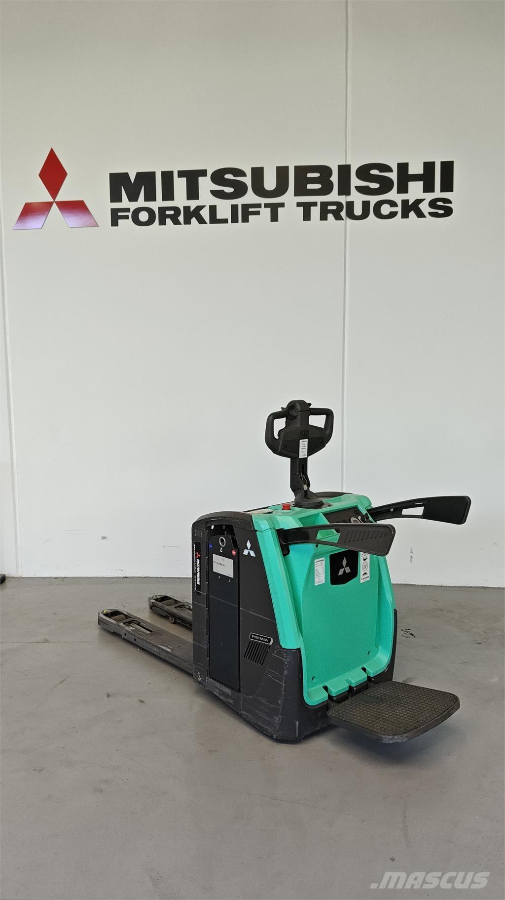 Mitsubishi PBV20N3 Keltuvai su platforma operatoriui