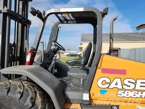 CASE 586H Visureigiai krautuvai
