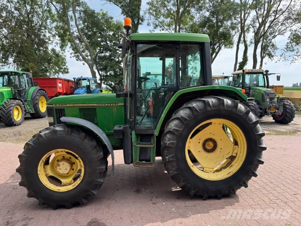 John Deere 6400 Traktoriai