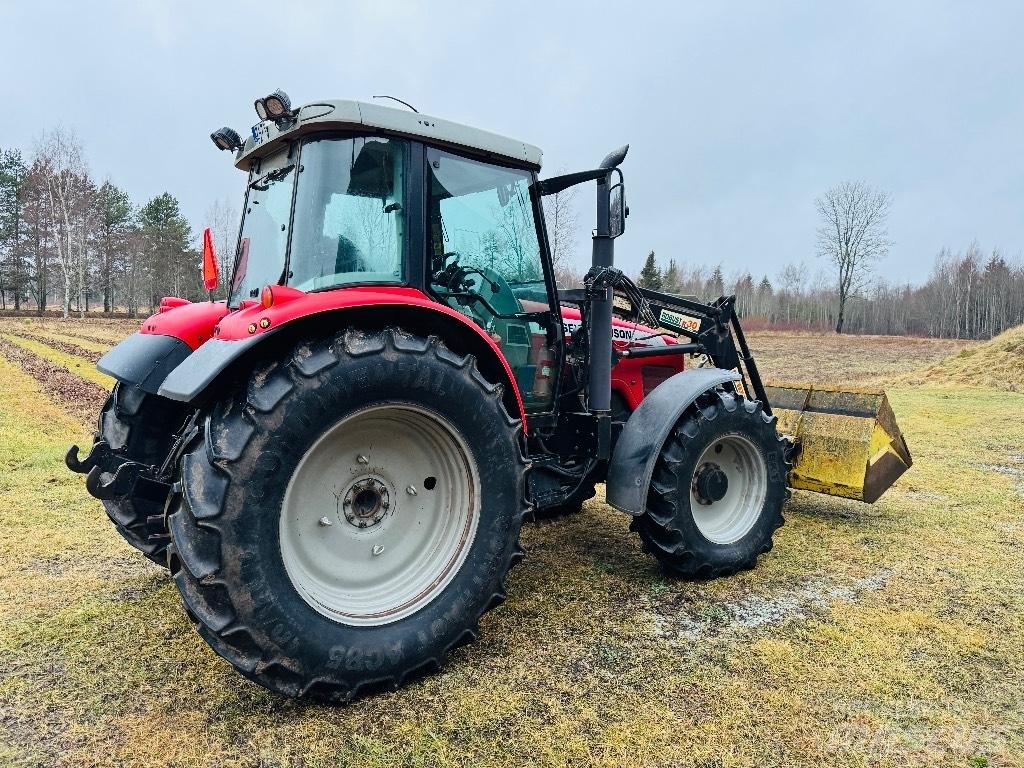 Massey Ferguson 5470 Traktoriai
