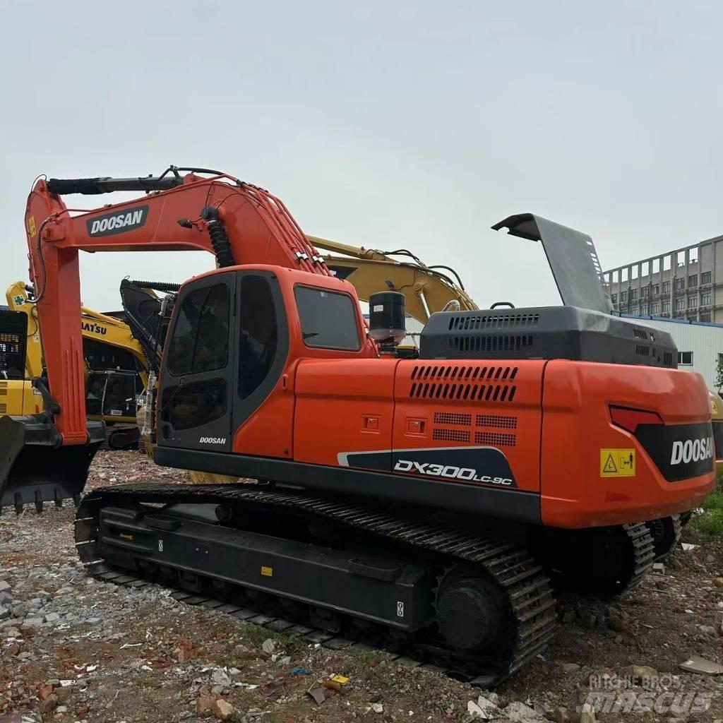 Doosan DX 300 LC-9c Vikšriniai ekskavatoriai