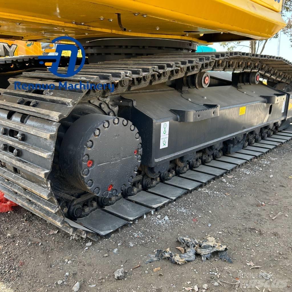 Komatsu PC200-8 Vikšriniai ekskavatoriai