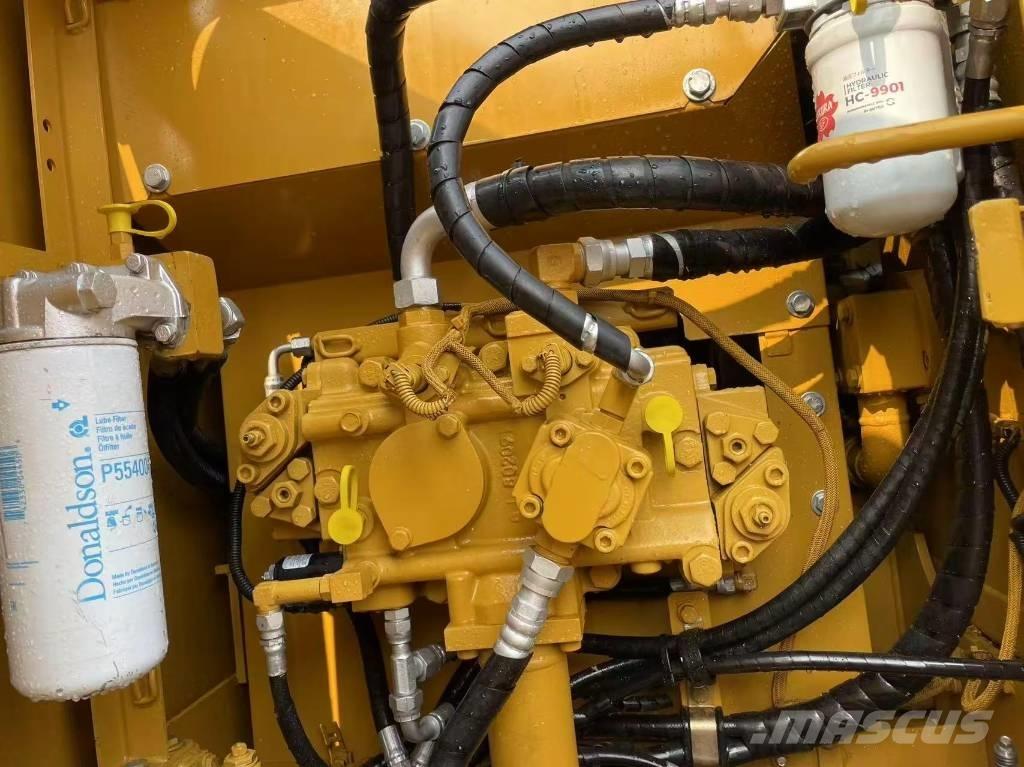 CAT 315 Vikšriniai ekskavatoriai