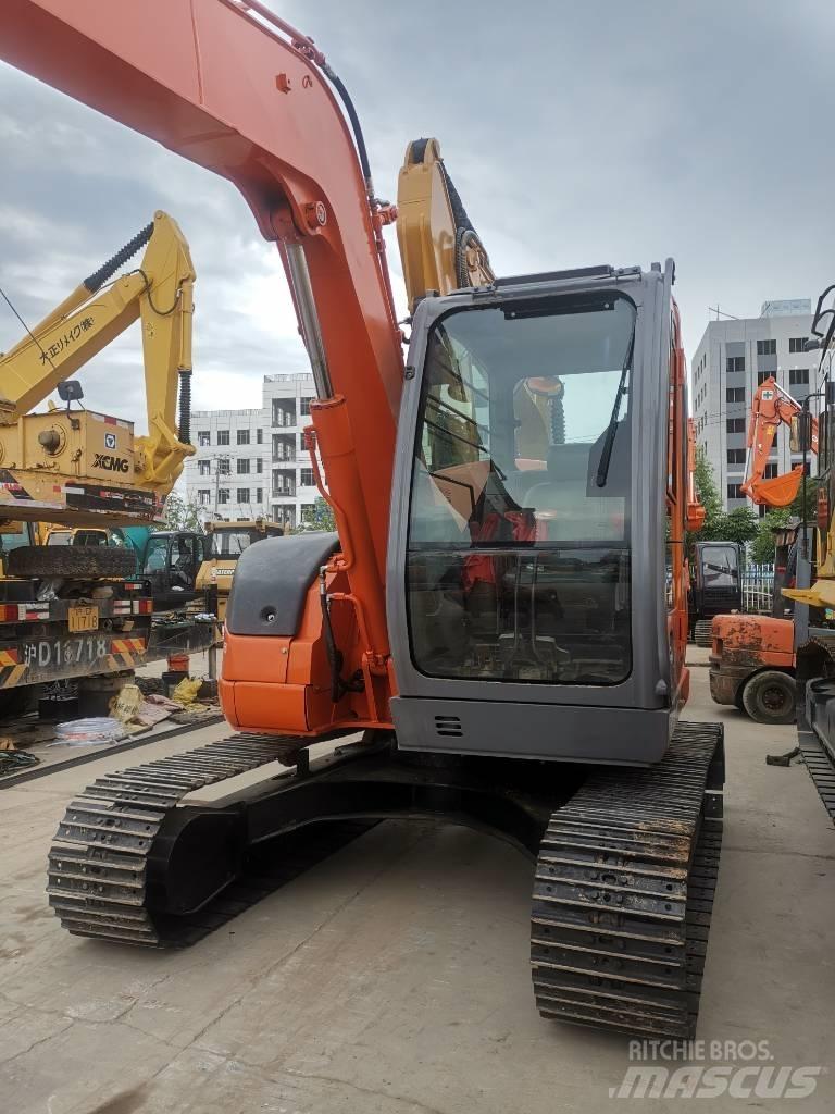 Hitachi ZX 75 Vikšriniai ekskavatoriai