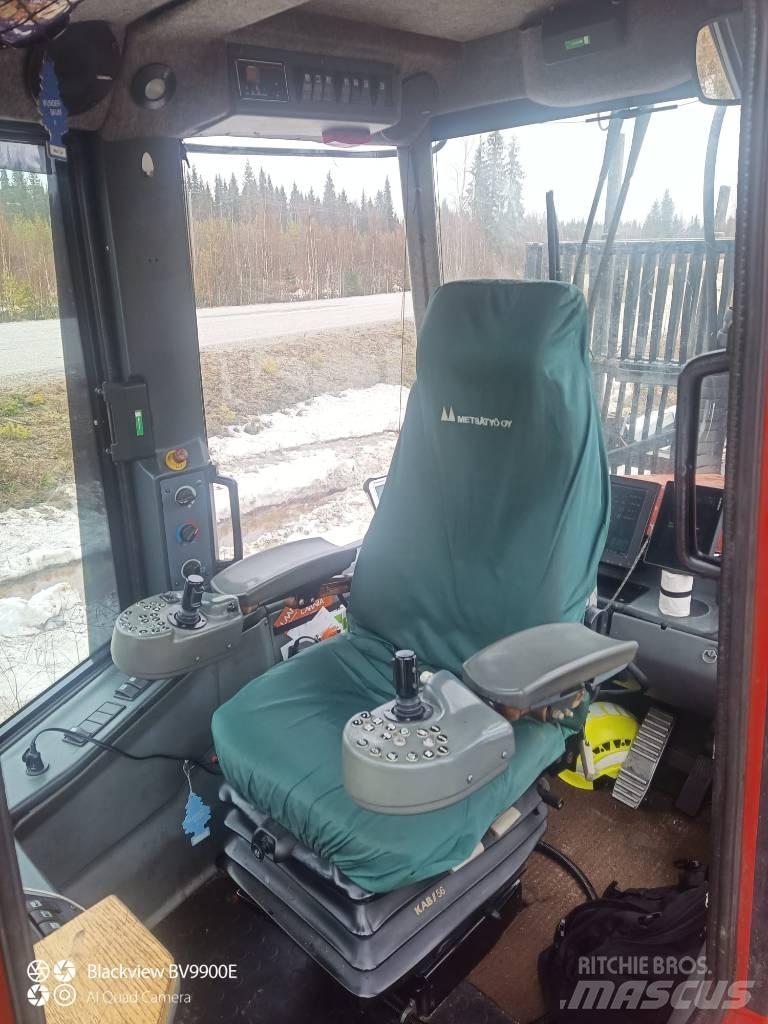 Komatsu 860.4 Naudoti miškovežiai (Forvarderiai)