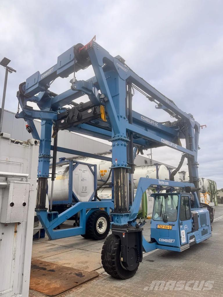 Combilift SC 4338 Portaliniai kėlimo vežimėliai