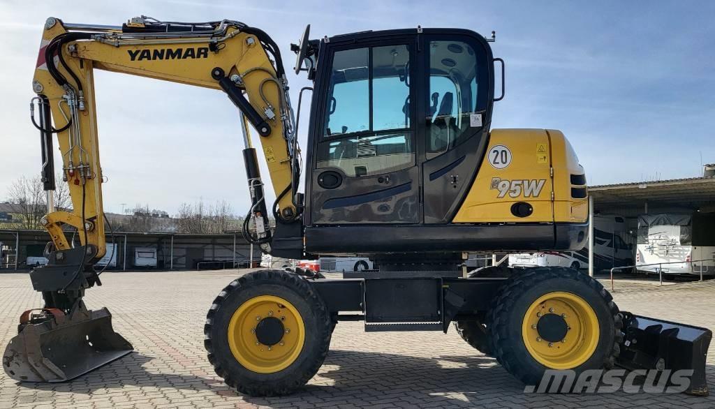 Yanmar B 95 W Ratiniai ekskavatoriai