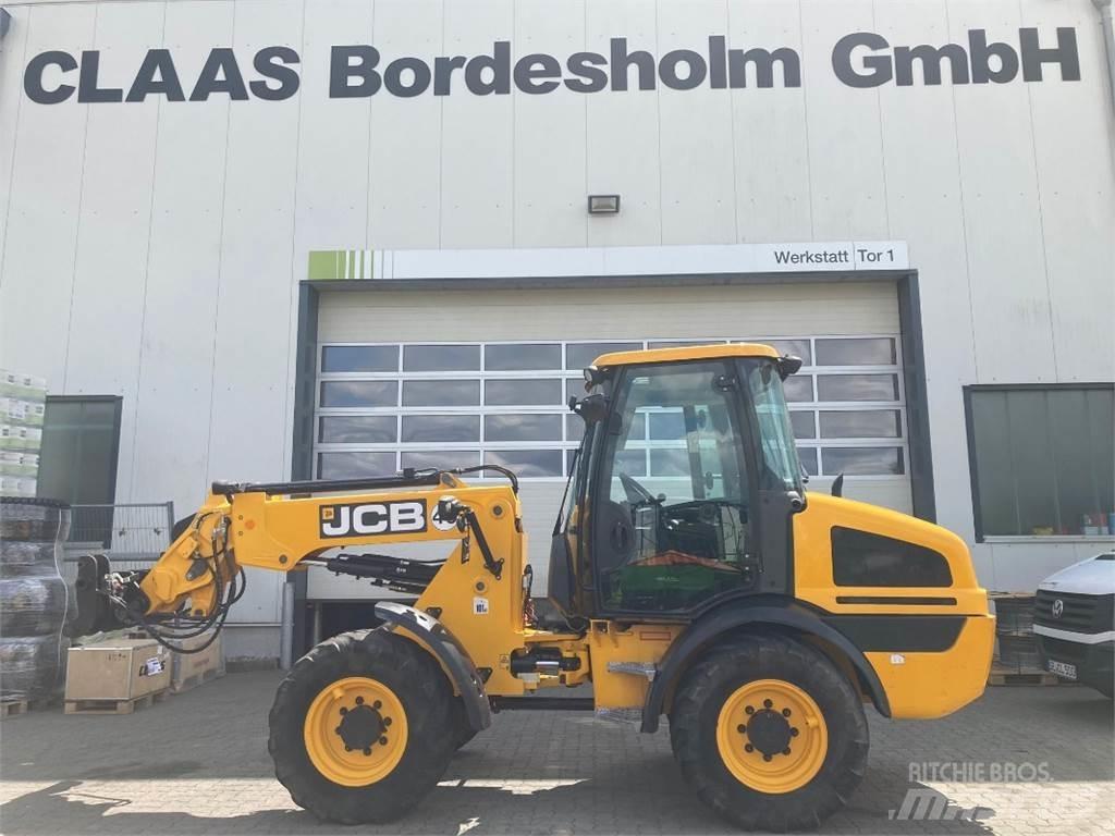JCB TM220 Naudoti ratiniai krautuvai