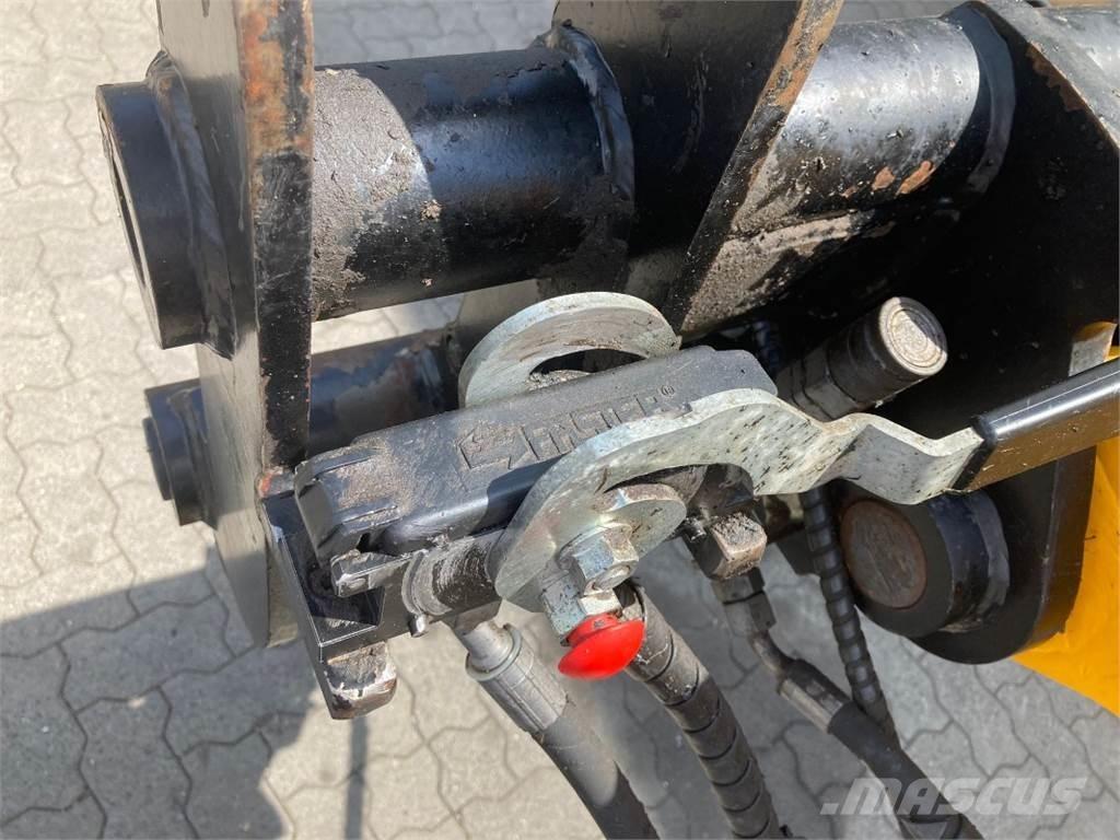 JCB TM220 Naudoti ratiniai krautuvai