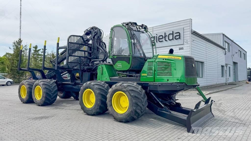 John Deere 1210E Naudoti miškovežiai (Forvarderiai)