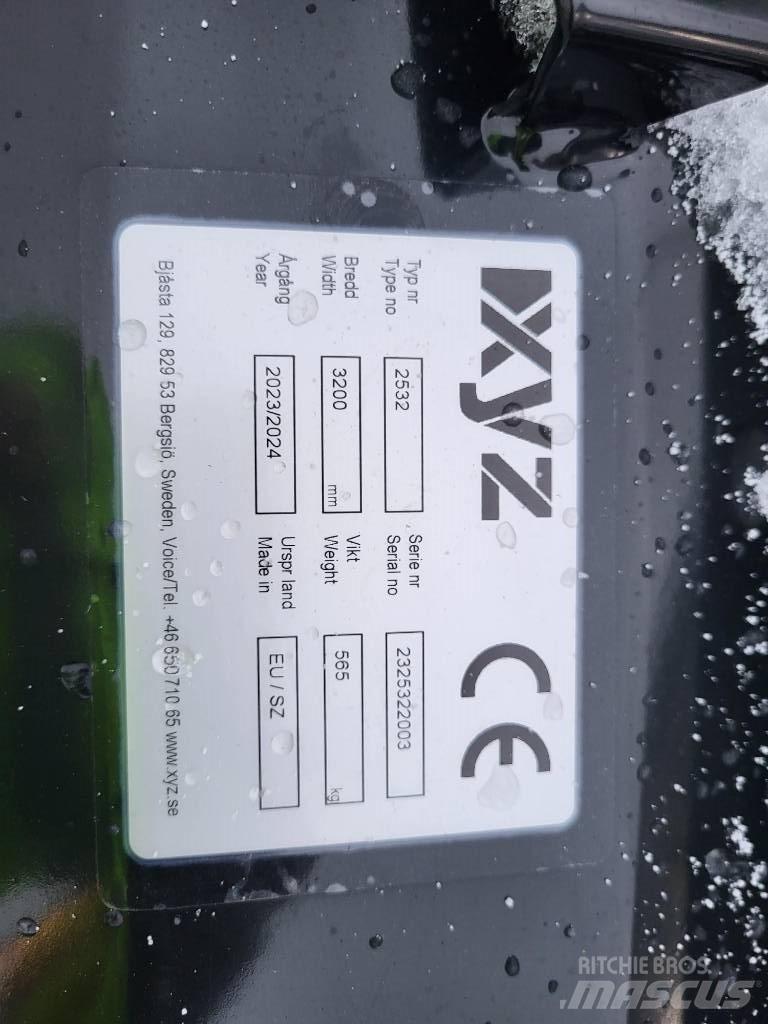 XYZ 320 PREMIUM Plūgai