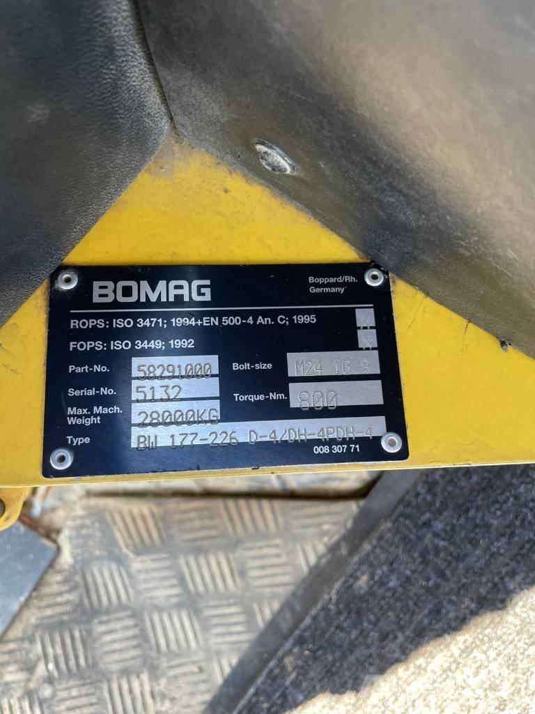 Bomag 213 DH-4 Vieno būgno volai
