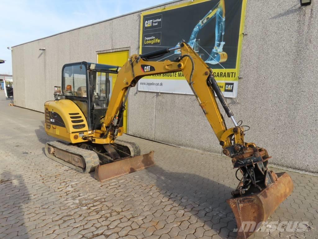 CAT 302.5 C Mini ekskavatoriai < 7 t