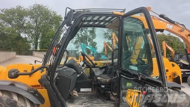 JCB 541-70 Agri Teleskopiniai krautuvai žemės ūkiui