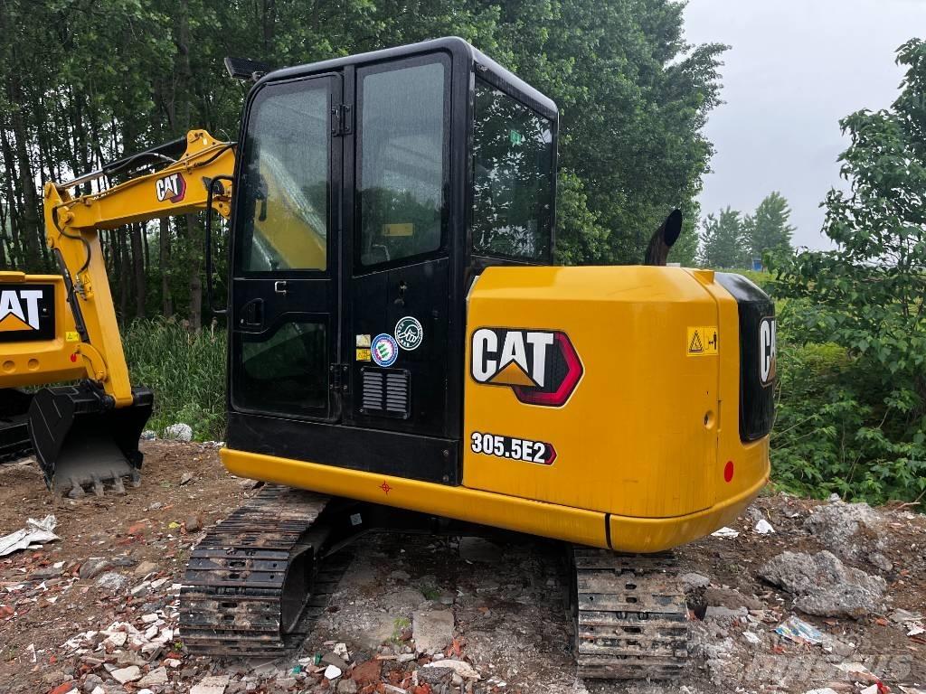 CAT 305.5 E2 Vikšriniai ekskavatoriai