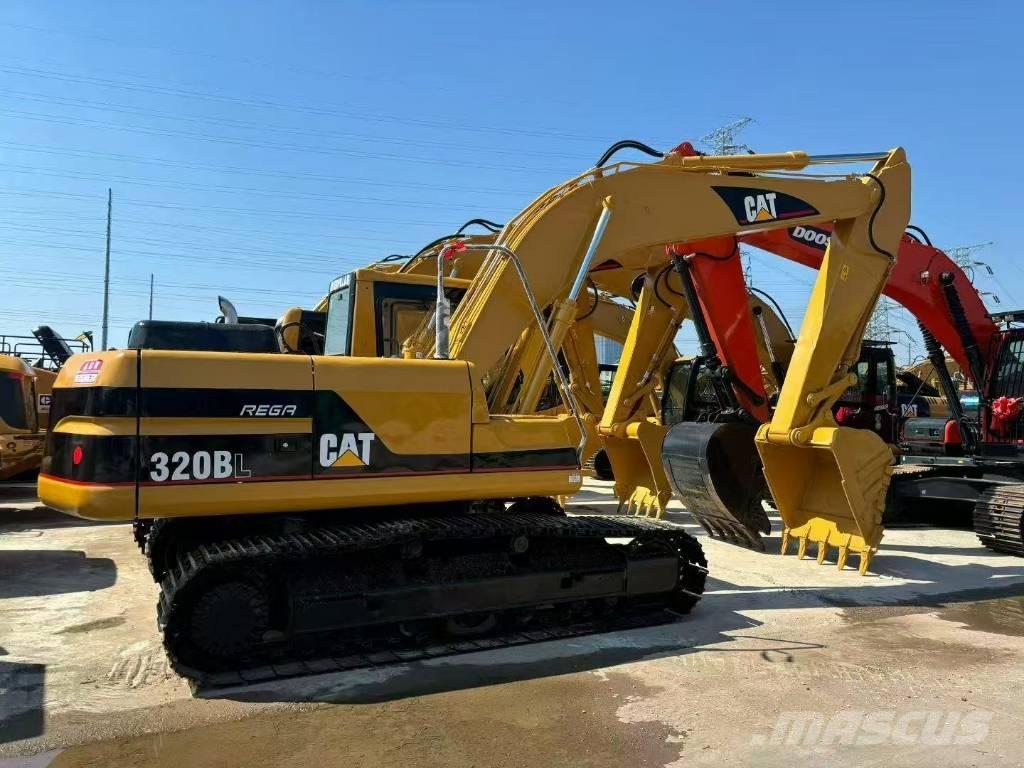 CAT 320 B L Vikšriniai ekskavatoriai