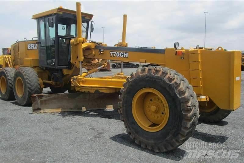 Bell 770CH Greideriai