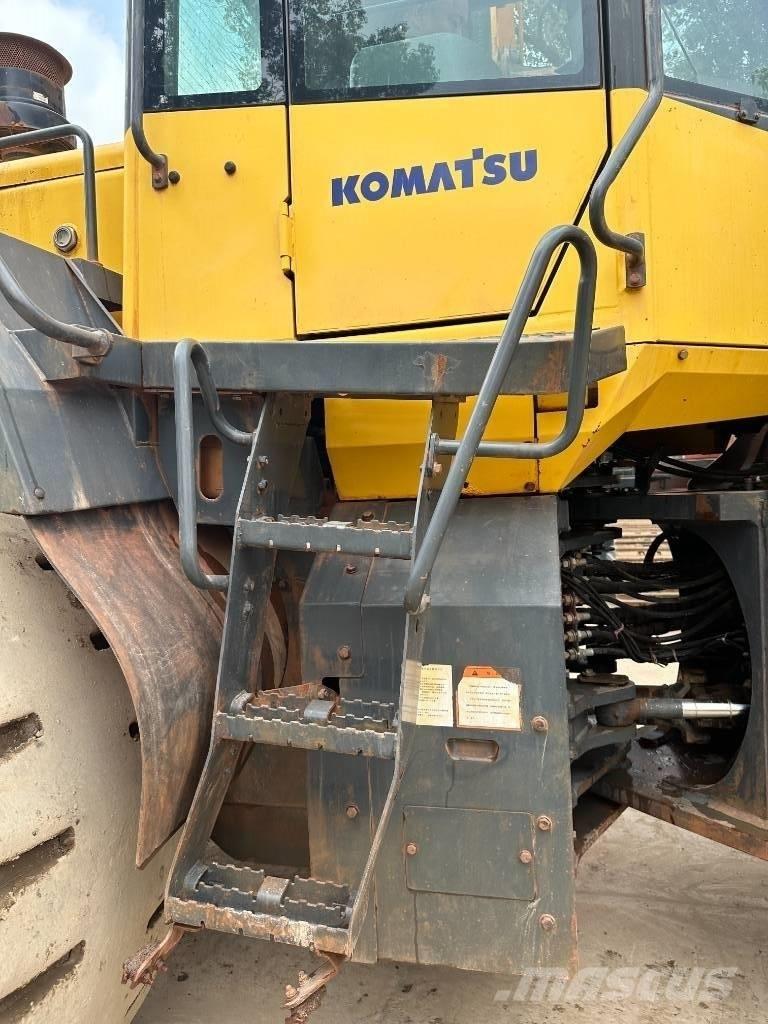 Komatsu WA 470-6 Naudoti ratiniai krautuvai