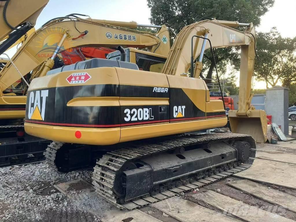CAT 320 B L Vikšriniai ekskavatoriai