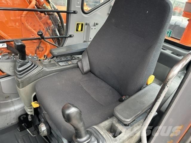 Hitachi ZX 130 W Ratiniai ekskavatoriai