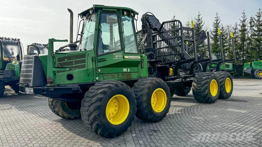 John Deere 1110 D Naudoti miškovežiai (Forvarderiai)