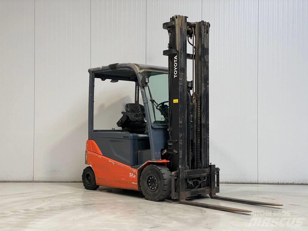 Toyota 8FBMT25 Elektriniai šakiniai krautuvai