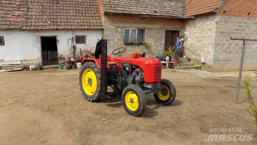 Steyr T 84 Traktoriai