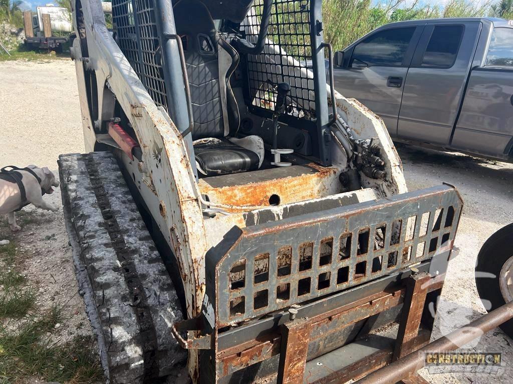 Bobcat T 190 H Krautuvai su šoniniu pasukimu