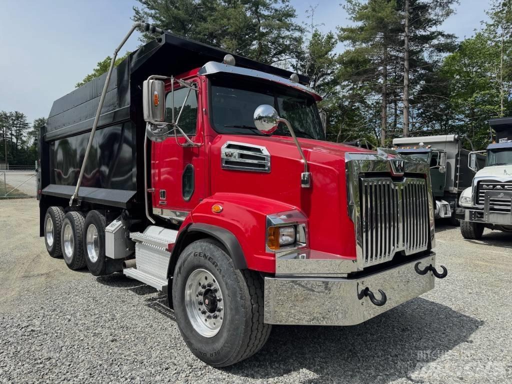 Western Star 4700 Savivarčių priekabų vilkikai