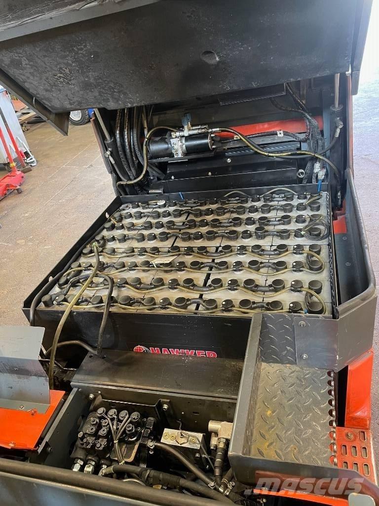 Toyota 7FBMF30 Elektriniai šakiniai krautuvai