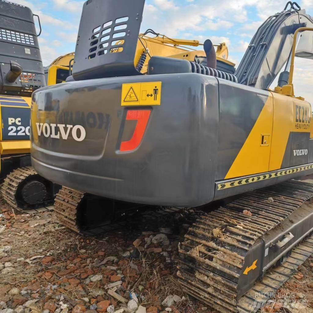 Volvo EC 240 Vikšriniai ekskavatoriai