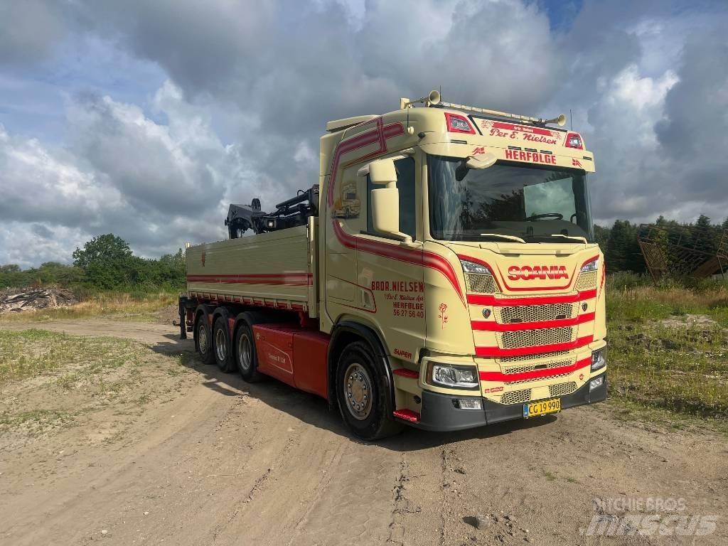 Scania R 520 Tridem Automobiliniai kranai