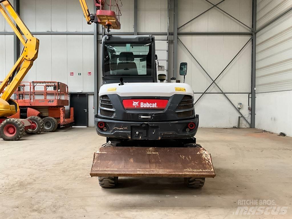 Bobcat E 57 W Ratiniai ekskavatoriai