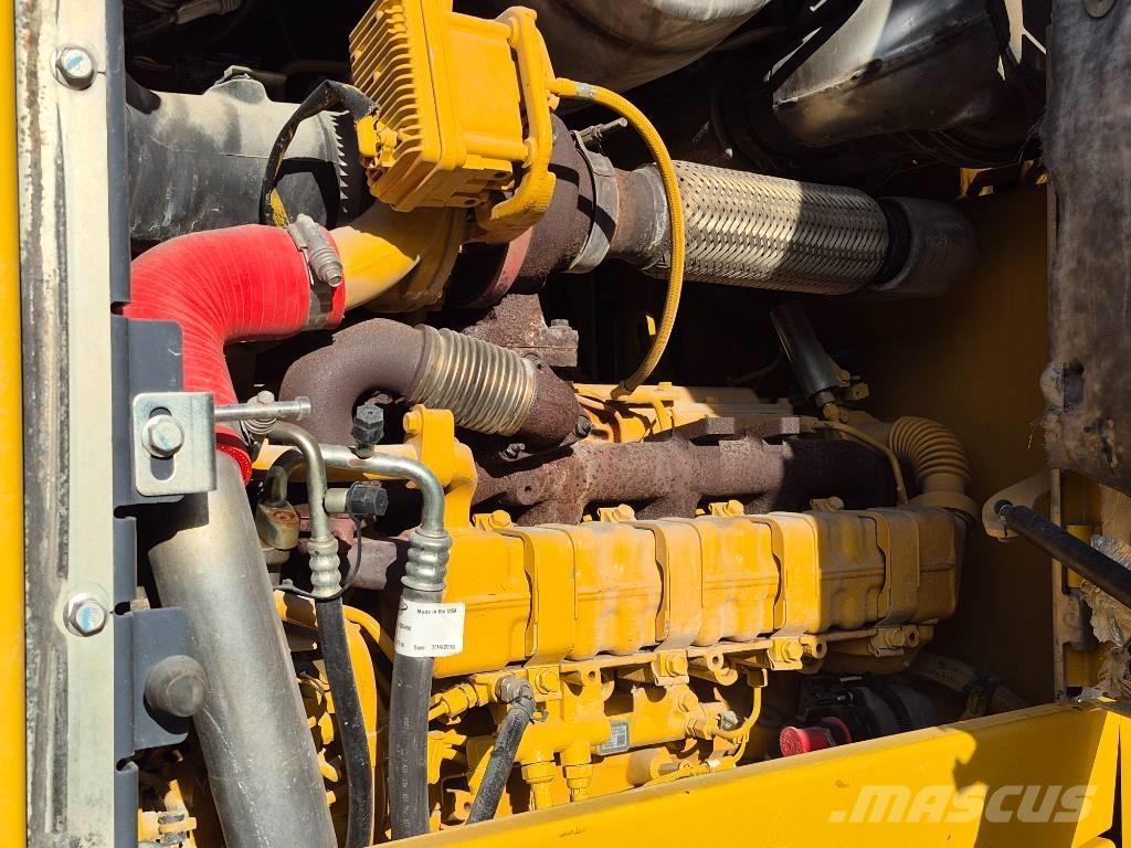 John Deere 544 K Naudoti ratiniai krautuvai