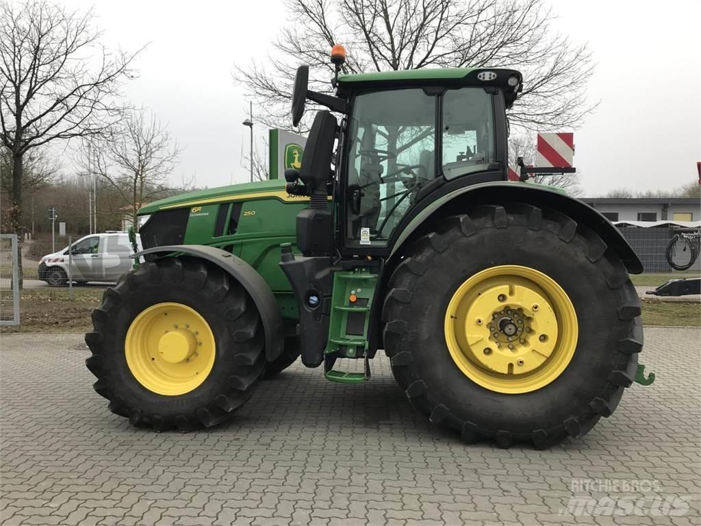 John Deere 6R 250 Traktoriai
