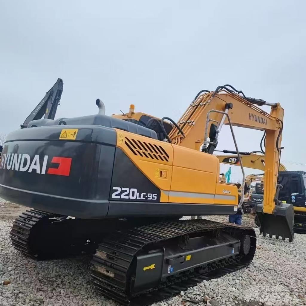 Hyundai 220-9S Vikšriniai ekskavatoriai