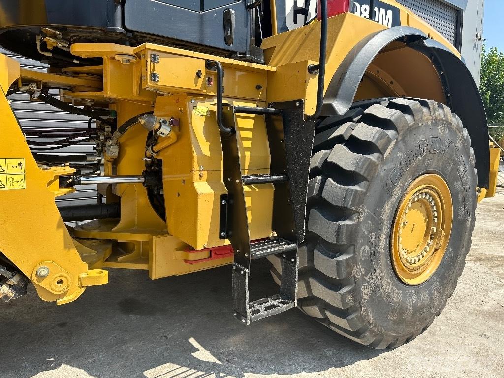 CAT 980M Naudoti ratiniai krautuvai