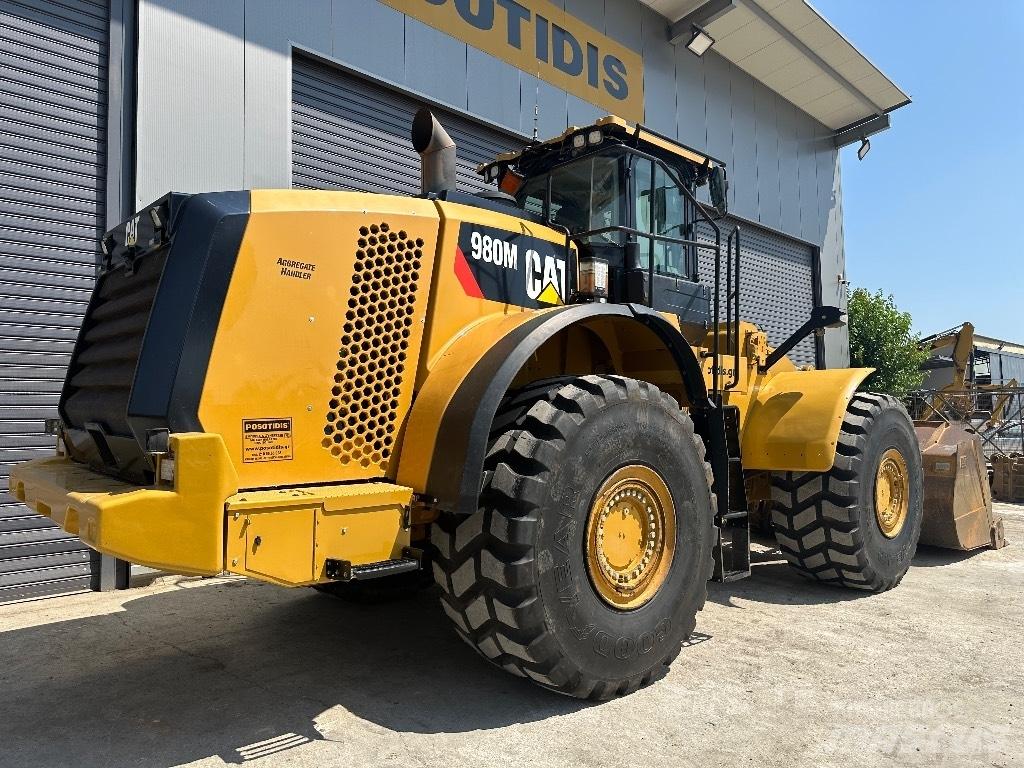 CAT 980M Naudoti ratiniai krautuvai