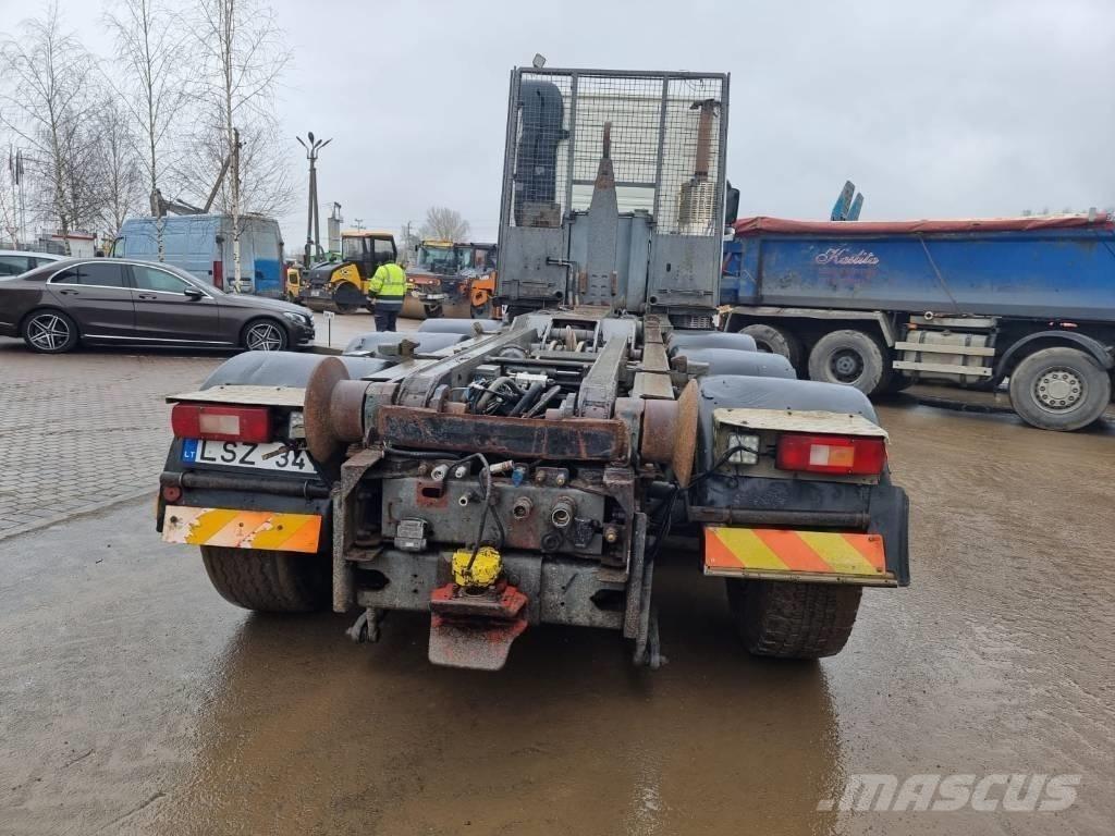 Volvo FH 12 Sunkvežimiai su keliamuoju kabliu