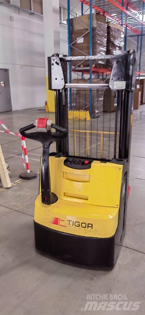 Hyster S 1.2 Rankiniai vėžimėliai