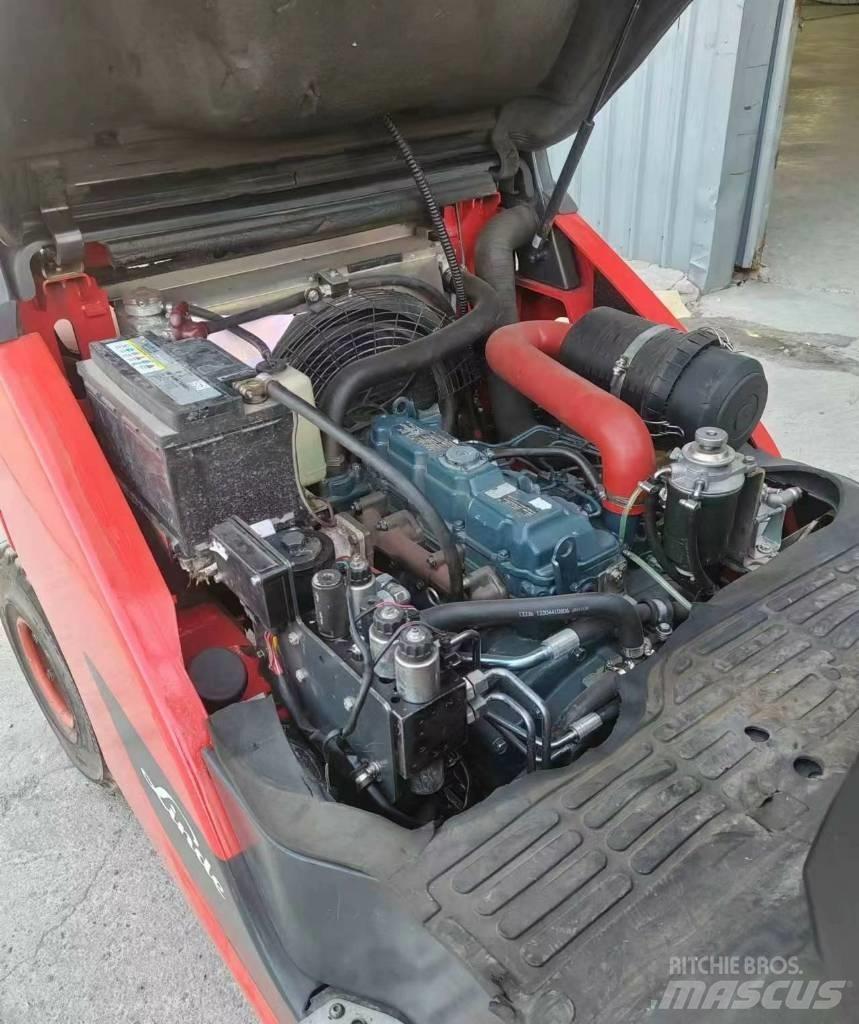 Linde H 30 D Dyzeliniai krautuvai